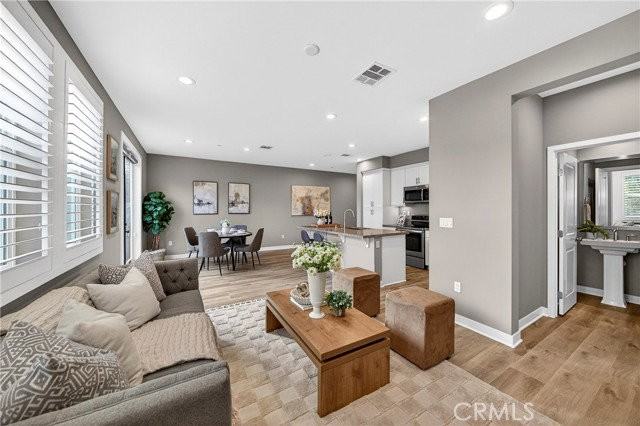 5372 Harvard Way - Photo 4 of 8
