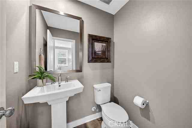 5372 Harvard Way - Photo 6 of 8