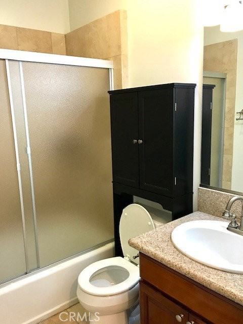 63 Harkness Ave - Photo 2 of 8