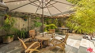 853 S Bundy Dr - Photo 7 of 7