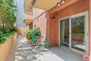 1511 Camden Ave #103 - Photo 6 of 8