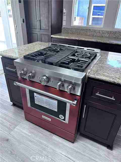 5133 Hedda St - Photo 2 of 7