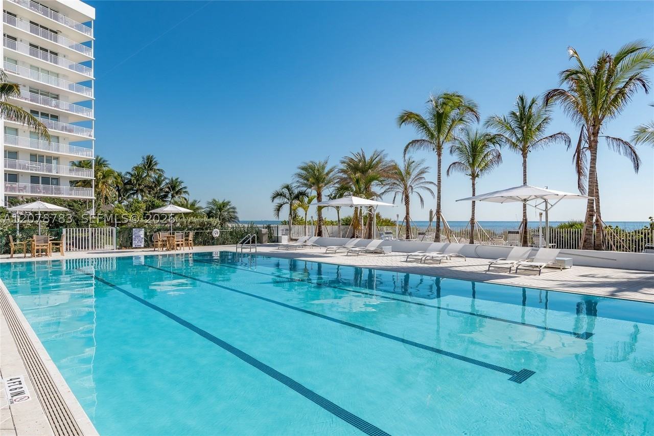 613 Ocean Dr #7C - Photo 4 of 50