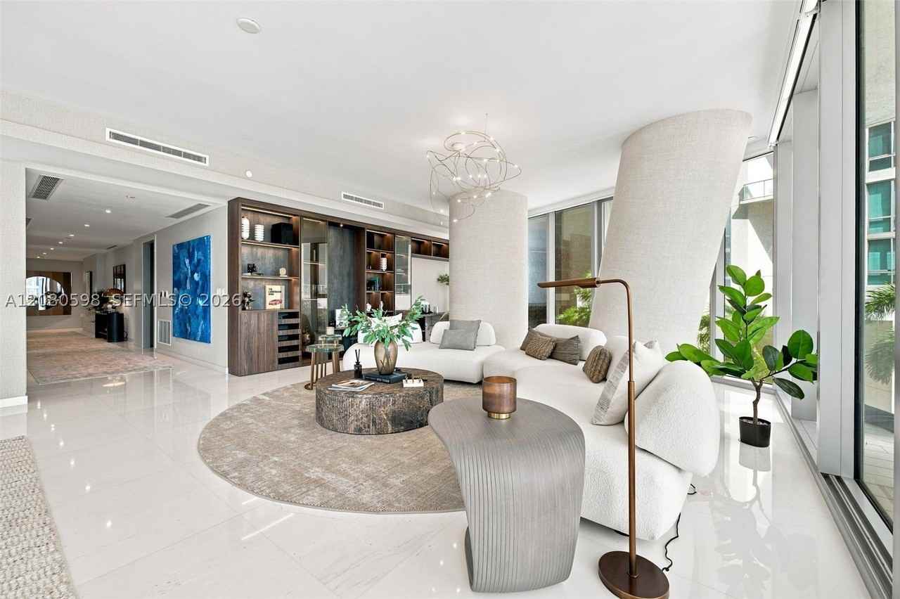 300 Biscayne Boulevard Way #301 - Photo 5 of 50