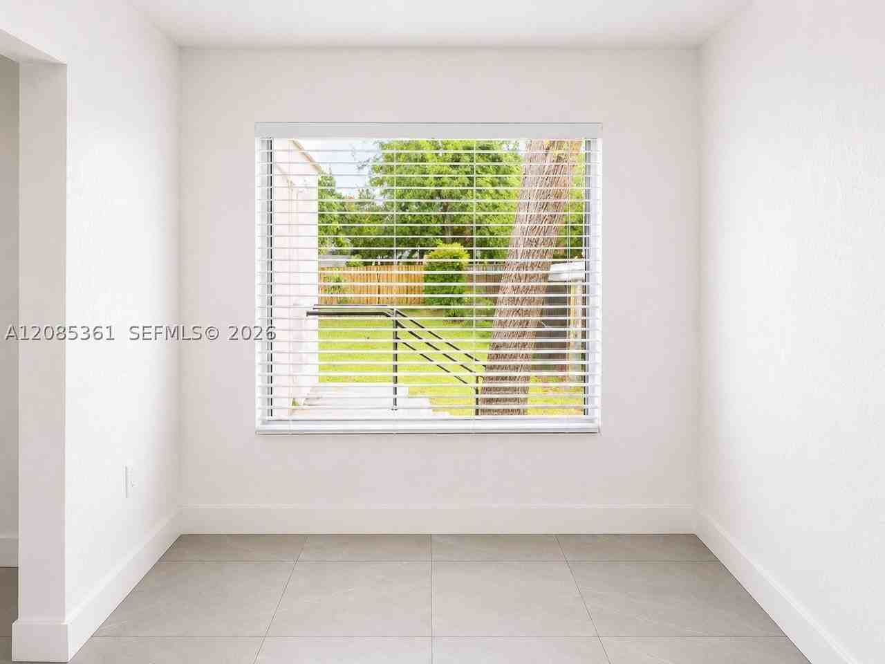 1114 Nw 59th St - Photo 3 of 10