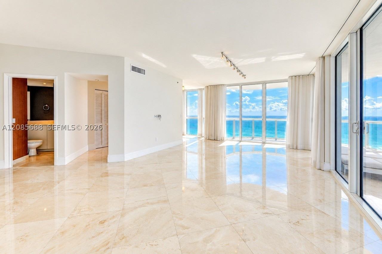 6365 Collins Ave #3403 - Photo 6 of 31
