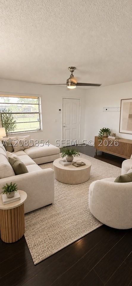 19471 Sw 198th St #B - Photo 2 of 50