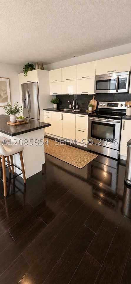 19471 Sw 198th St #B - Photo 7 of 50