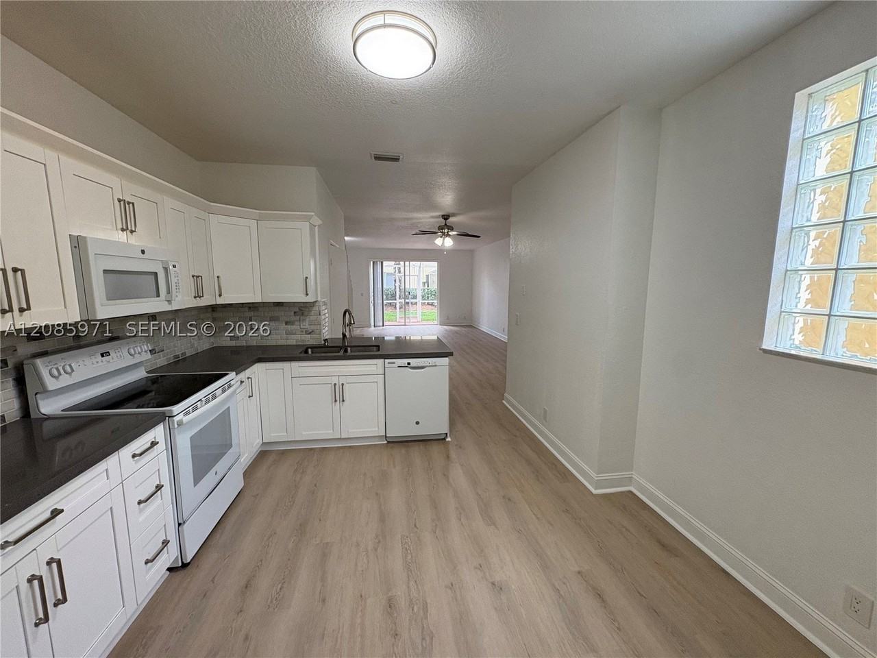 2208 Ensenada Ter #2208 - Photo 4 of 27