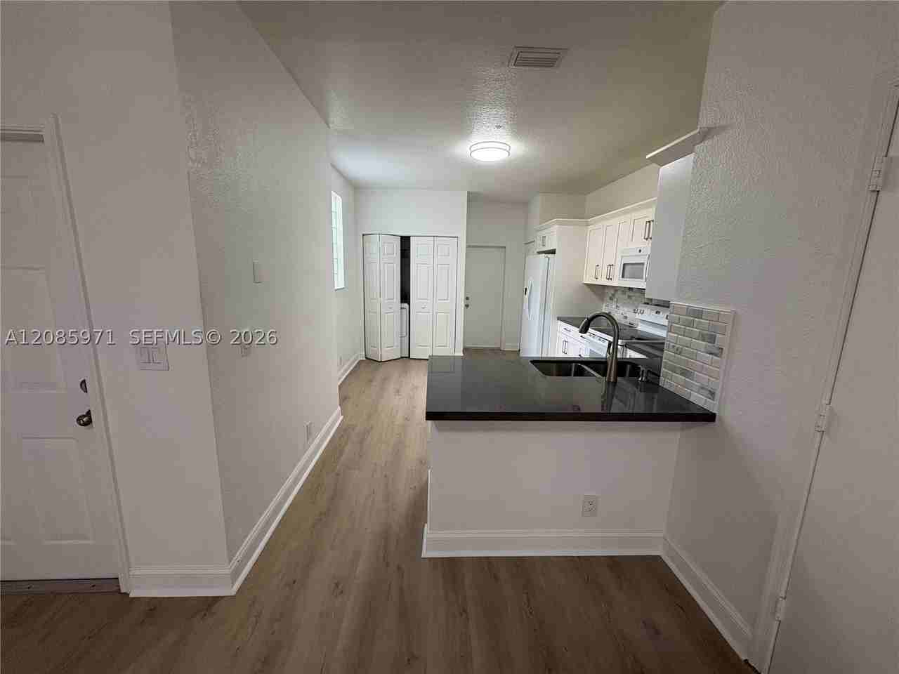 2208 Ensenada Ter #2208 - Photo 6 of 27