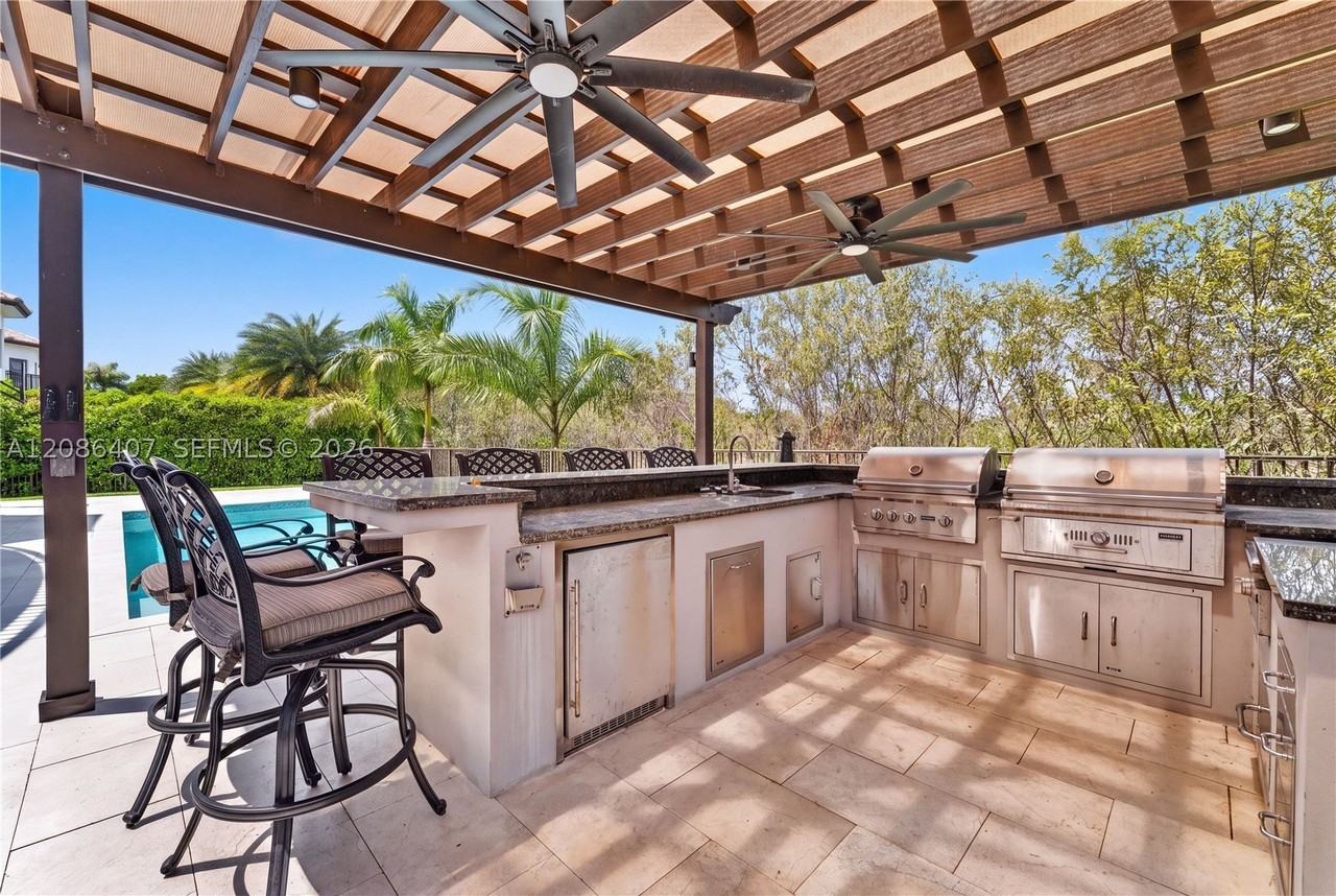 7751 Sw 188th St - Photo 6 of 50