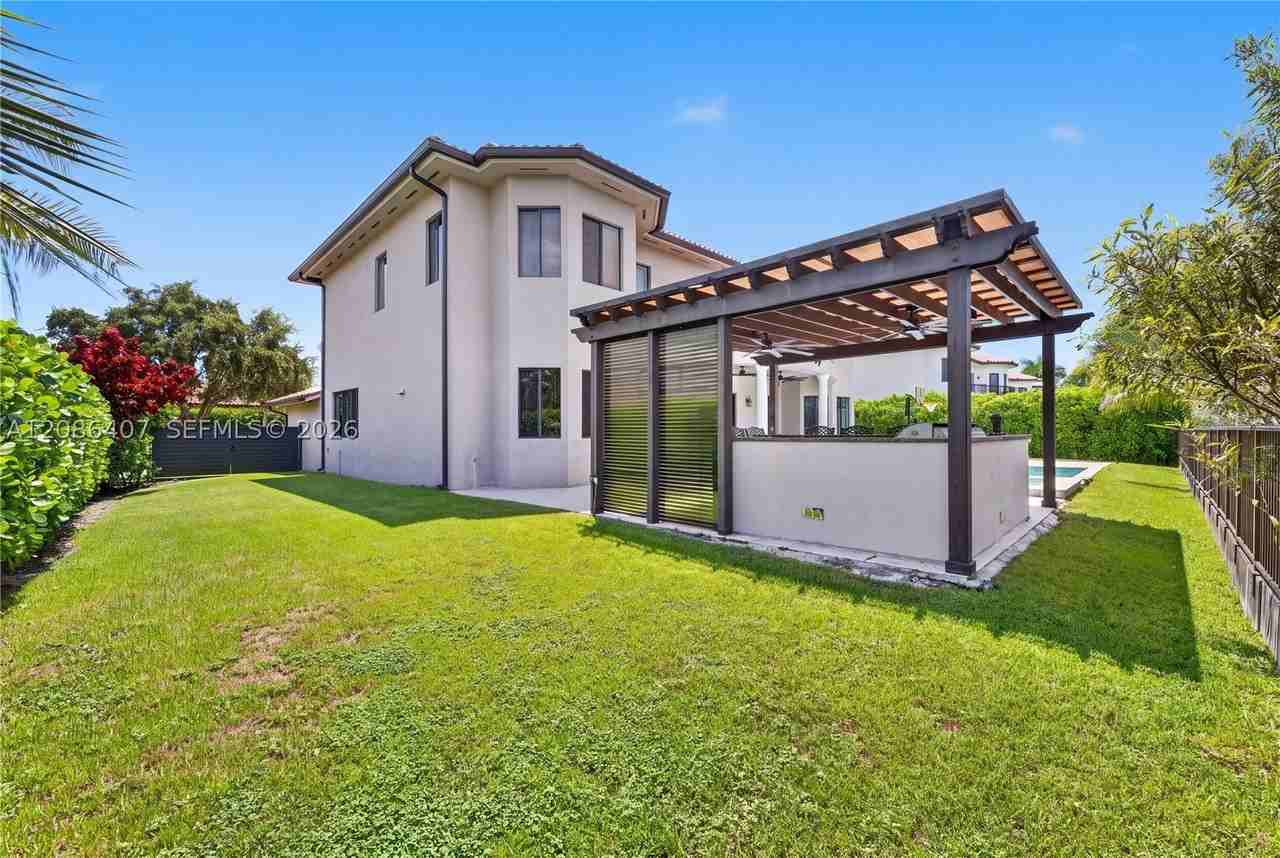 7751 Sw 188th St - Photo 7 of 50