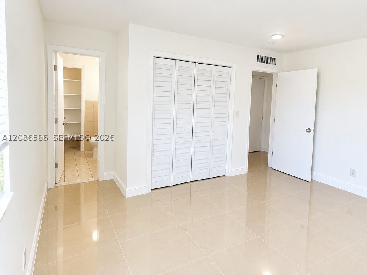 1337 S Dixie Hwy #517 - Photo 5 of 5