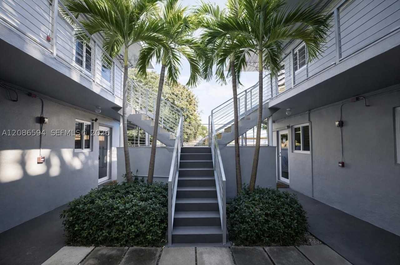 5305 Biscayne Blvd #207 - Photo 5 of 6