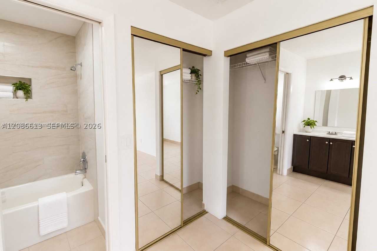 13536 Sw 11th Ln - Photo 5 of 20