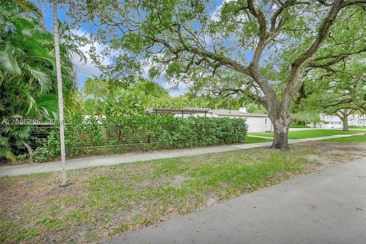 295 De Leon Dr - Photo 7 of 45