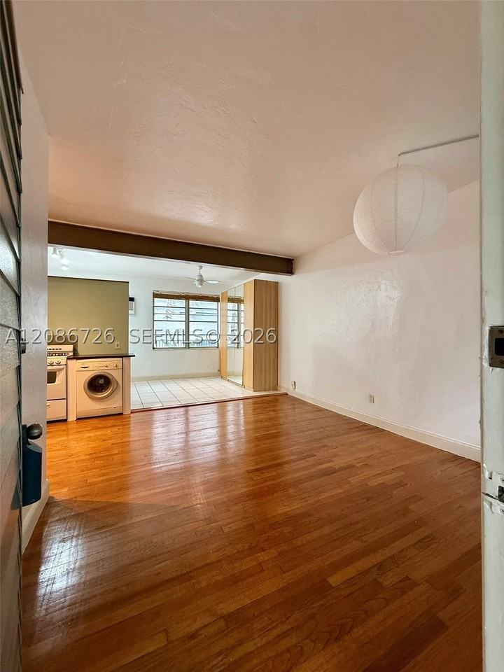 135 3rd St #17 - Photo 7 of 26