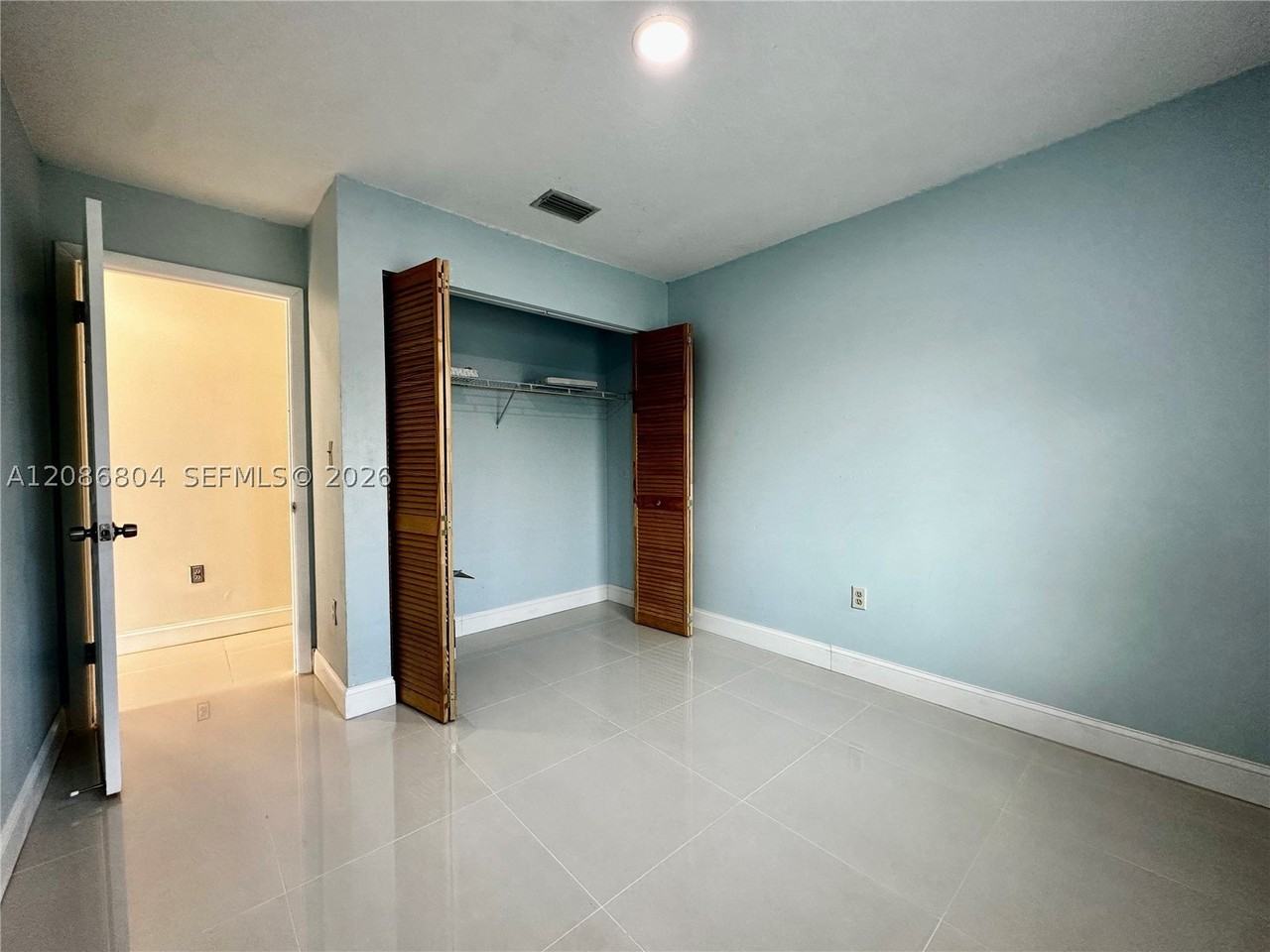 18155 Sw 105th Ave - Photo 6 of 16