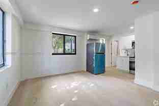 340 Sw 5th Ave #9 - Photo 1 of 1