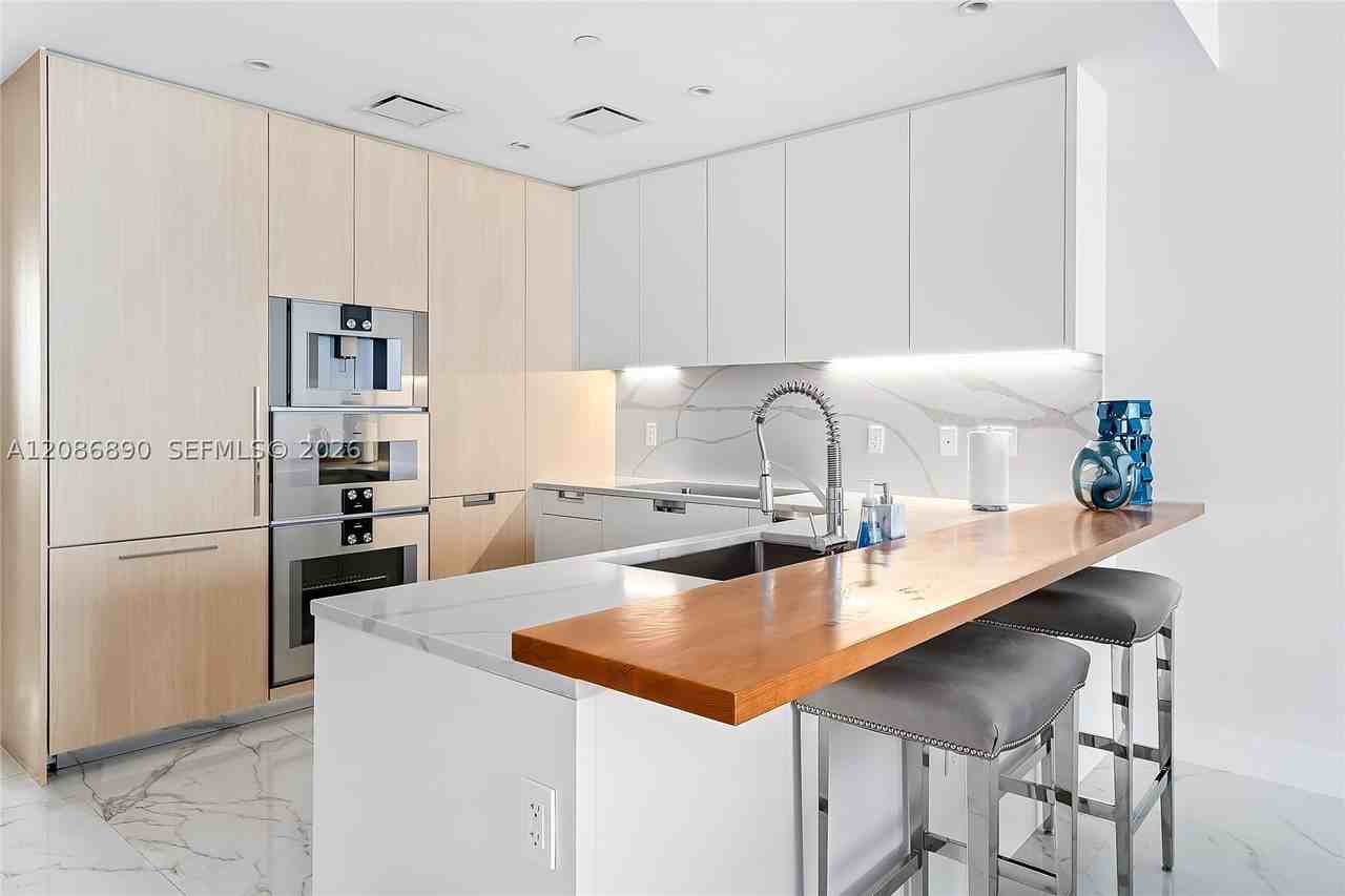 15701 Collins Ave #4603 - Photo 7 of 50