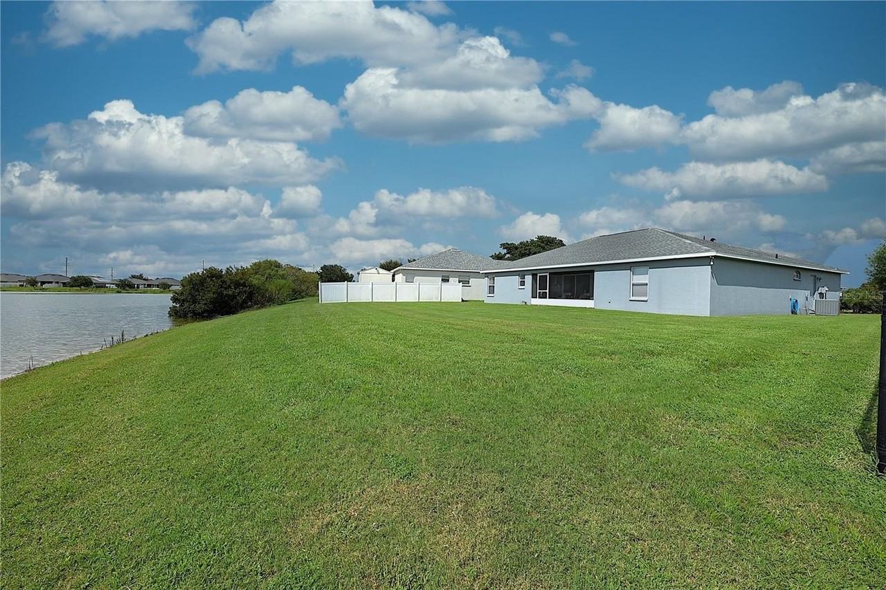 5179 White Egret Ln - Photo 3 of 40