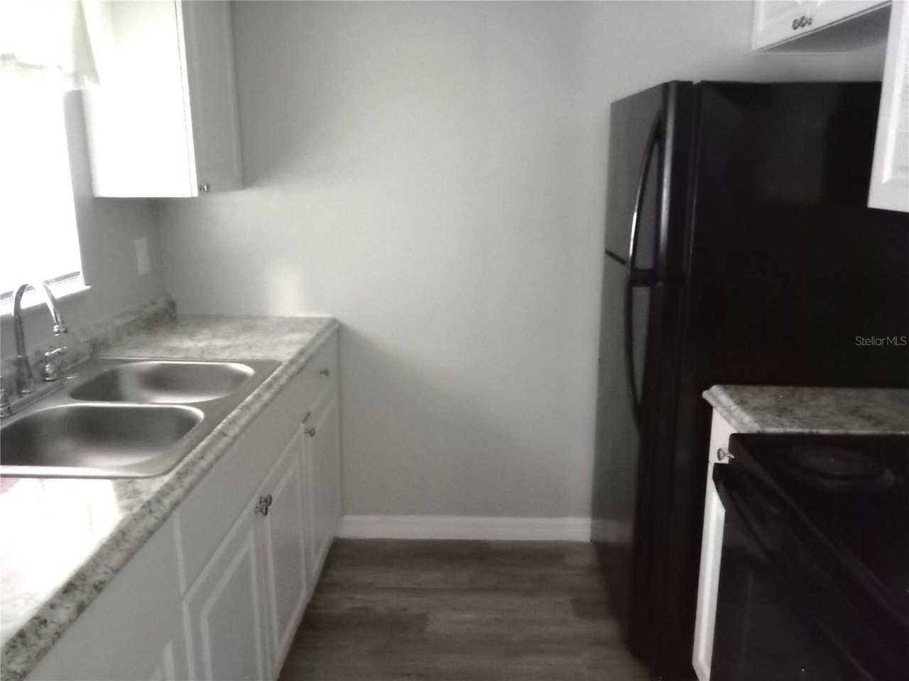1229 Kennedy Rd #61 - Photo 3 of 6
