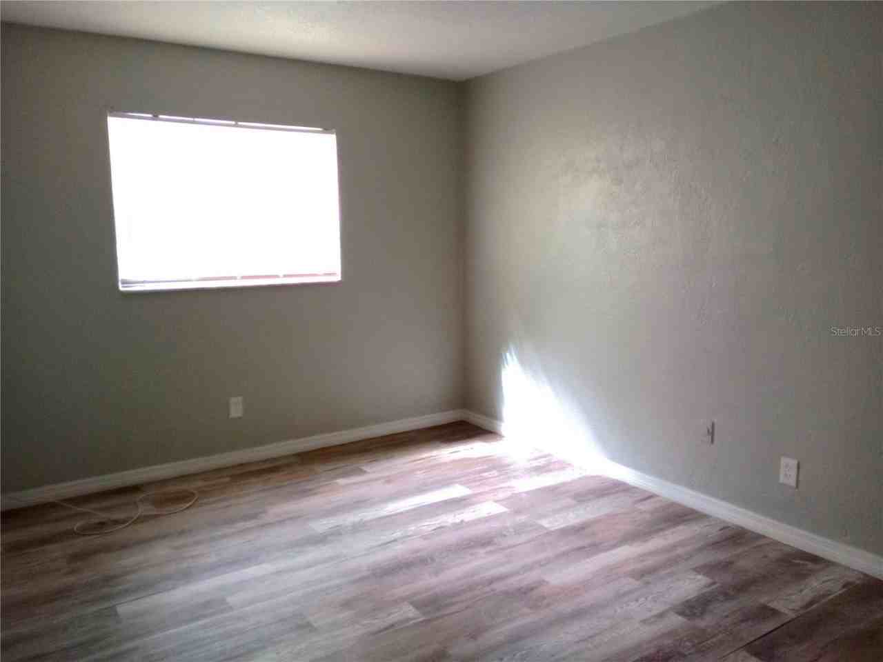 1229 Kennedy Rd #61 - Photo 5 of 6