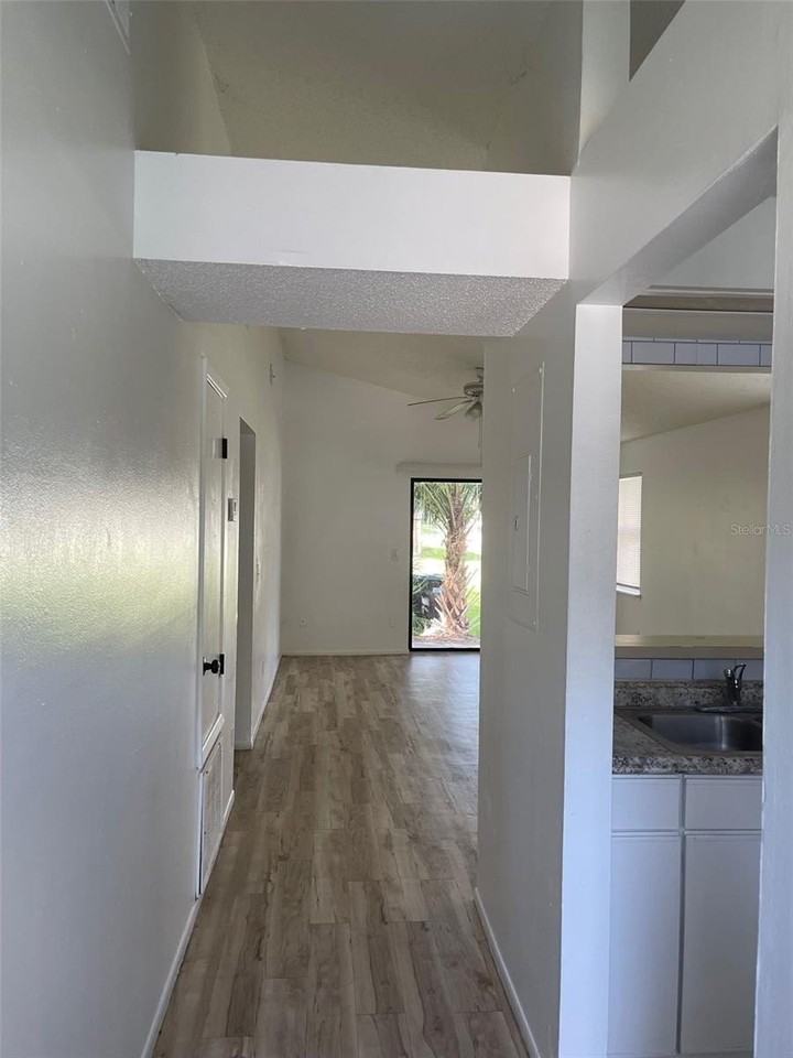 11606 Anjali Ct - Photo 2 of 8