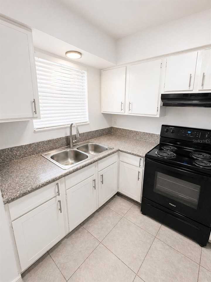 1181 Bentley Rd #1 - Photo 6 of 16