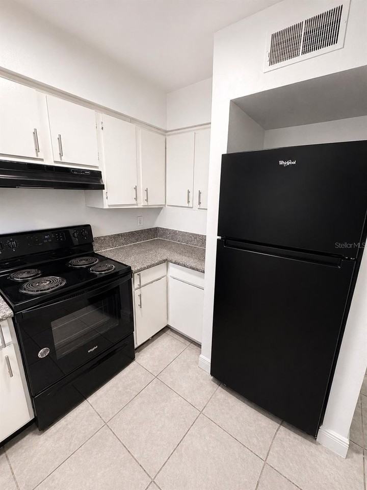 1181 Bentley Rd #1 - Photo 7 of 16