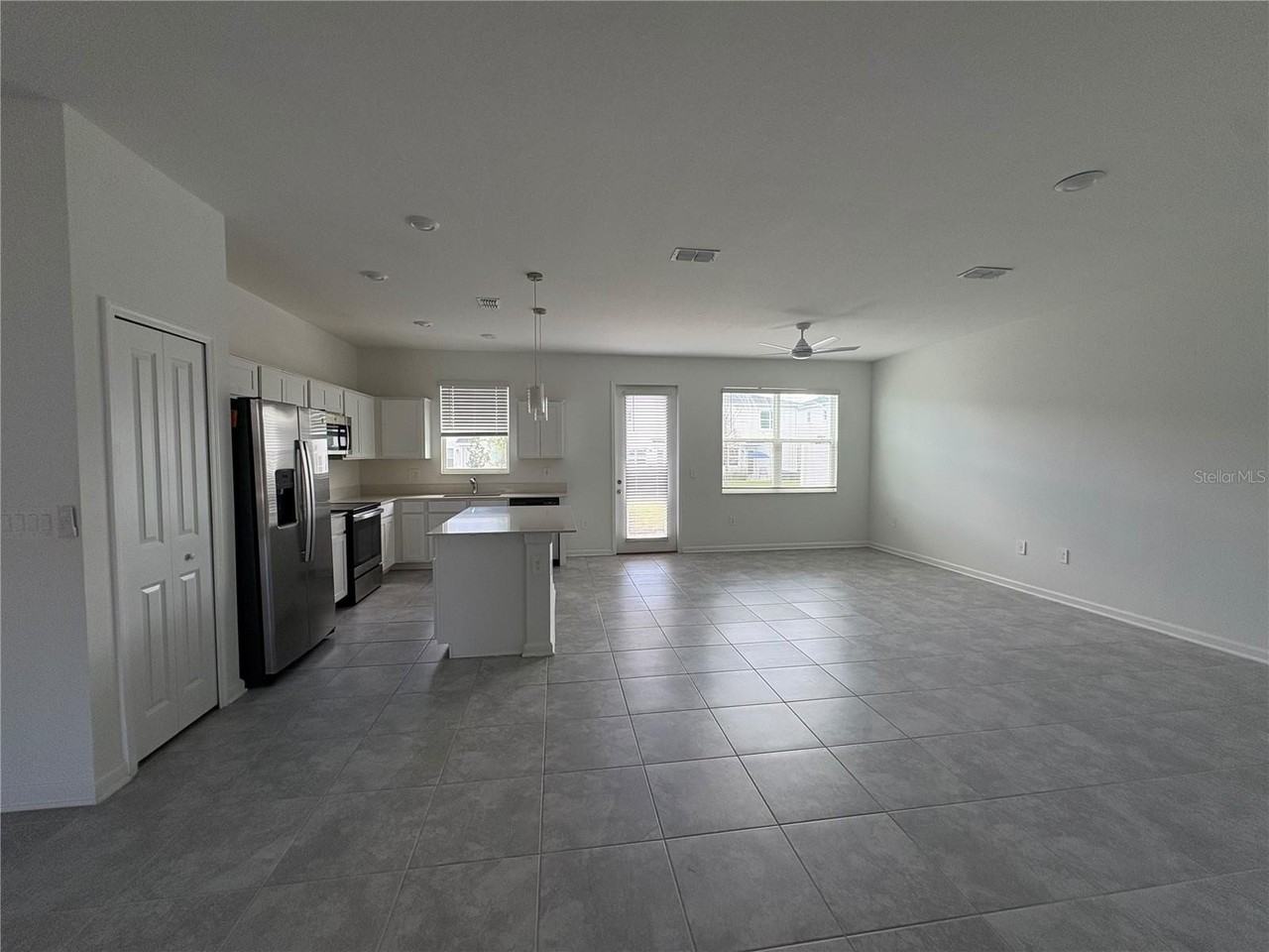 281 Bogey Dr - Photo 5 of 21