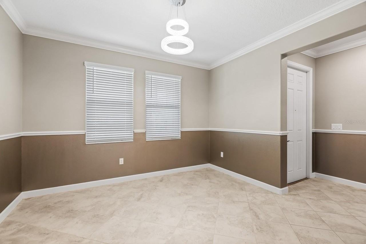 9650 Ivory Dr - Photo 5 of 38