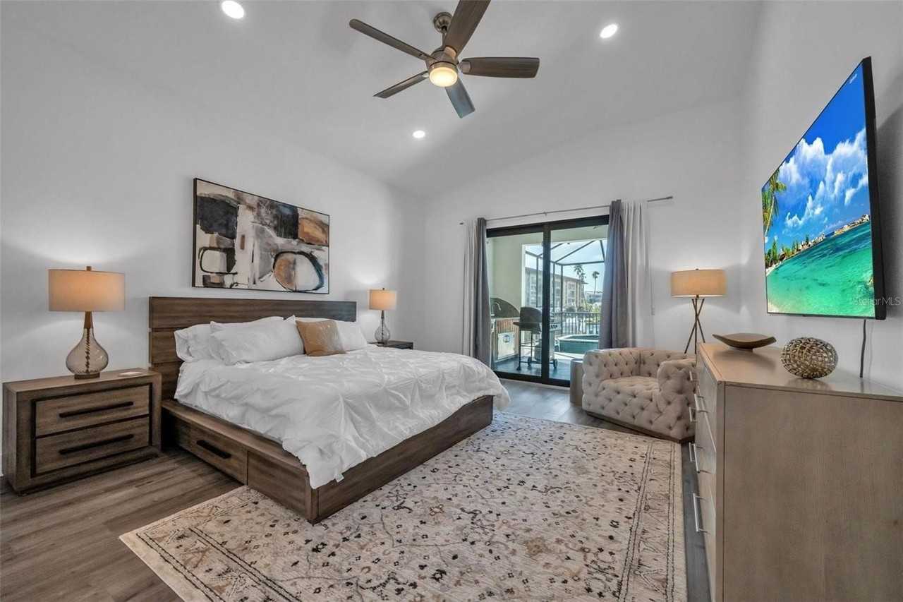 112 Leeward Is - Photo 6 of 16