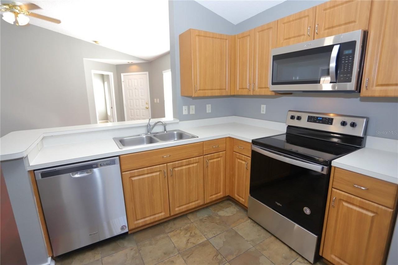 5826 Tanagerlake Rd - Photo 7 of 23