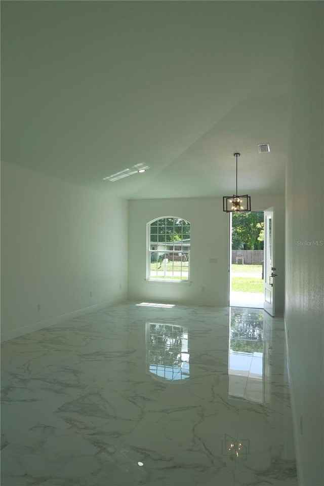 8924 N Orleans Ave - Photo 7 of 50