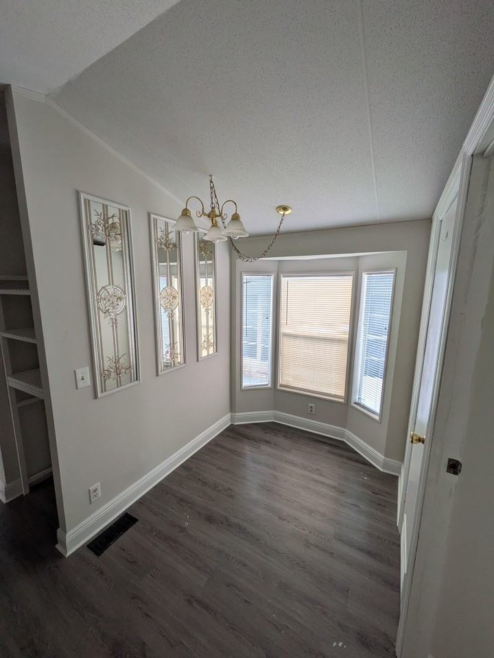 Silver Shores Ln - Photo 6 of 11