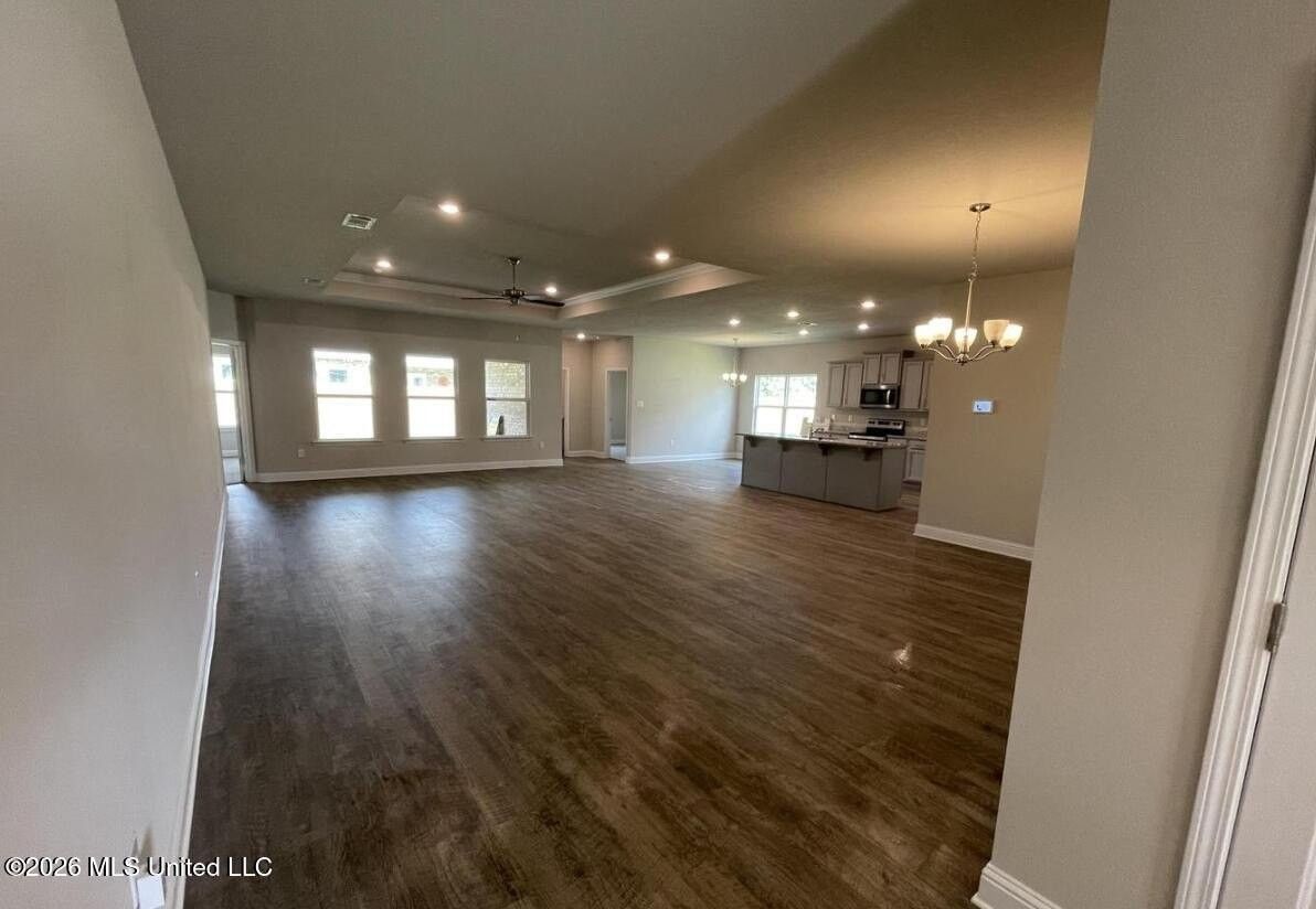 9557 Mallette Dr - Photo 3 of 19