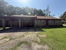 featured image of 4848 Saphire Ave