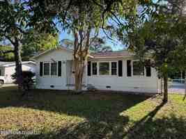 featured image of 4000 Chamberlain Ave