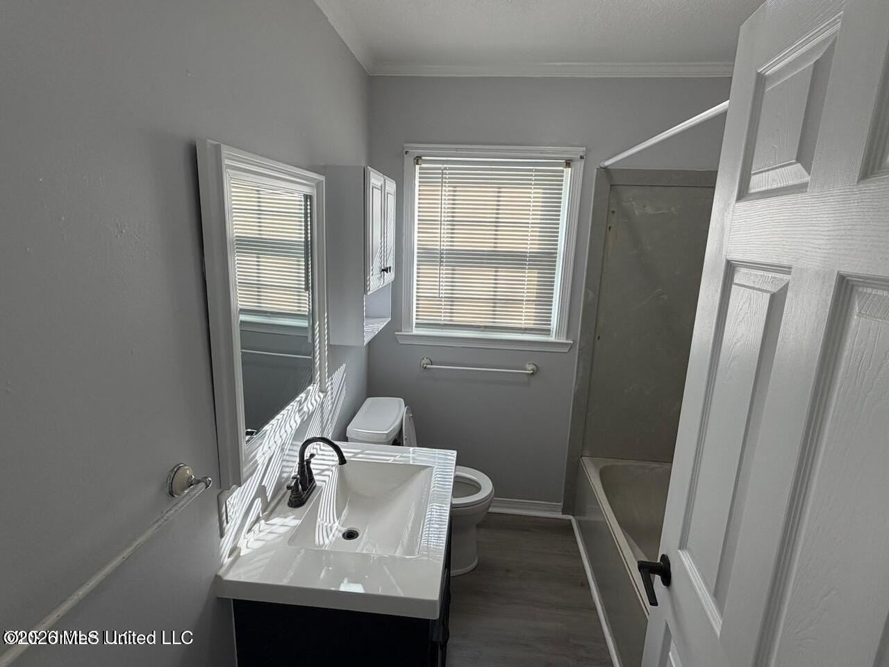 4000 Chamberlain Ave - Photo 7 of 21