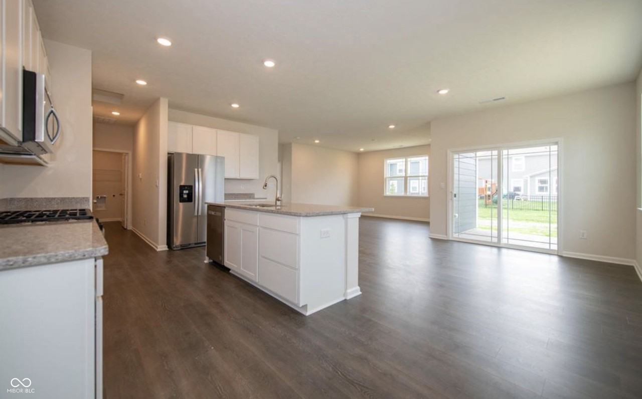 1807 Orchard Dr - Photo 5 of 24