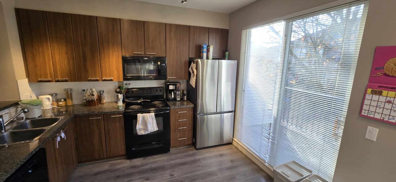 7155 189 Street #71 - Photo 4 of 12
