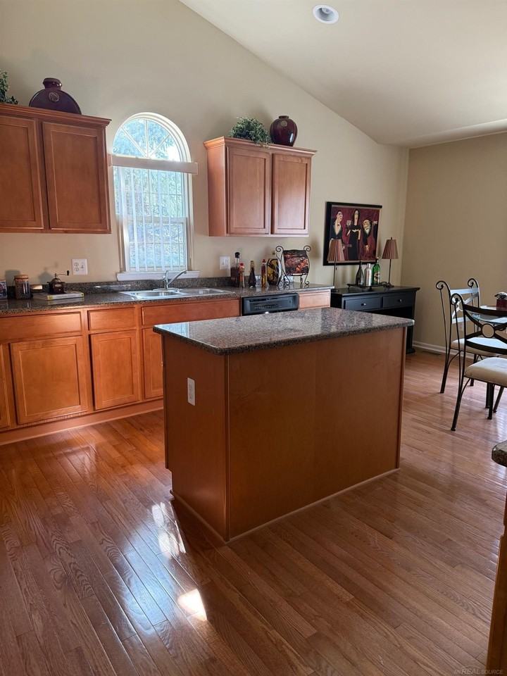 45781 Eden Dr - Photo 7 of 9
