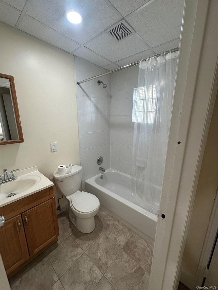 165 Larkfield Rd #5 - Photo 3 of 10