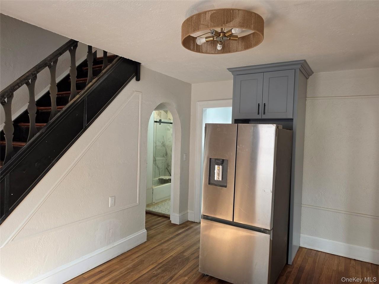 987 Wallace Ave - Photo 5 of 23