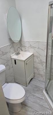 16319 107th Ave #2 - Photo 3 of 4
