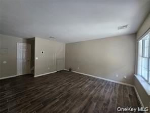 49 Jimal Dr - Photo 4 of 24