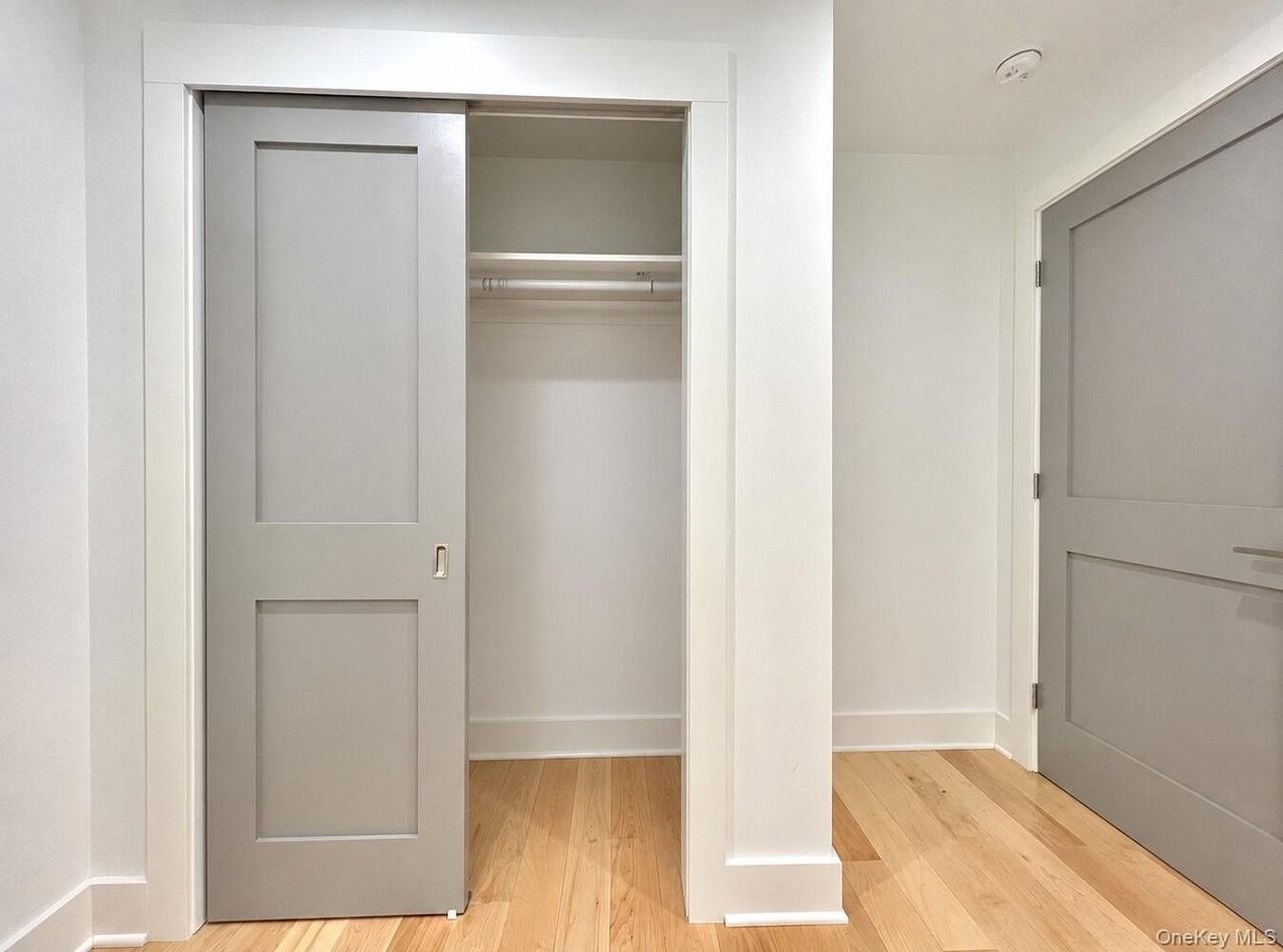1176 Jefferson Ave #2 - Photo 4 of 14
