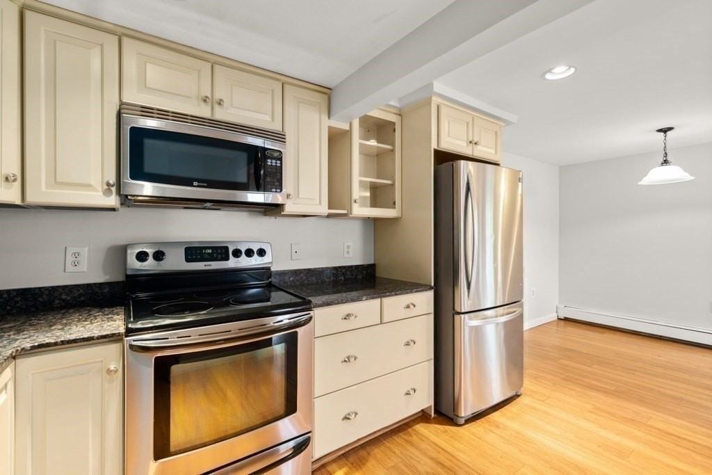 47 Telegraph St #2 - Photo 7 of 36