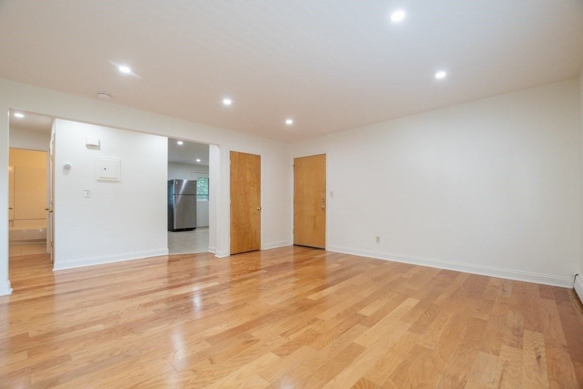 146 Willow St #21 - Photo 4 of 11